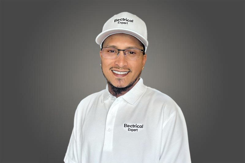 Johnny Sharif headshot