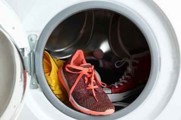 Shoes in washing machine