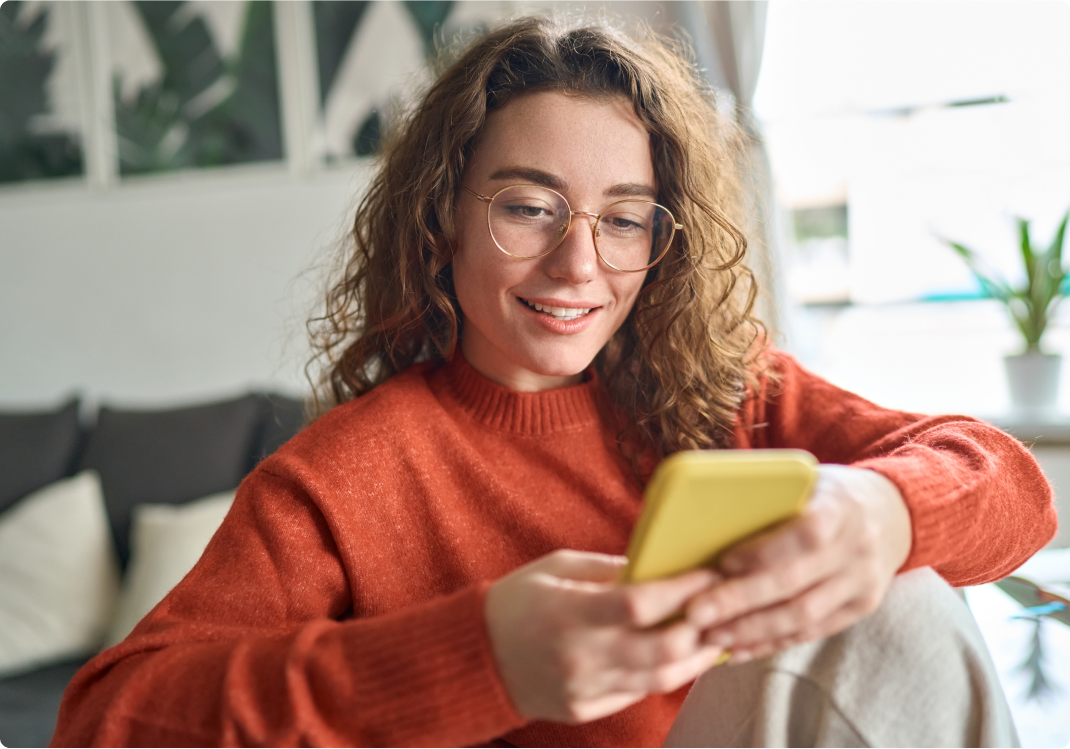 woman on smart phone app